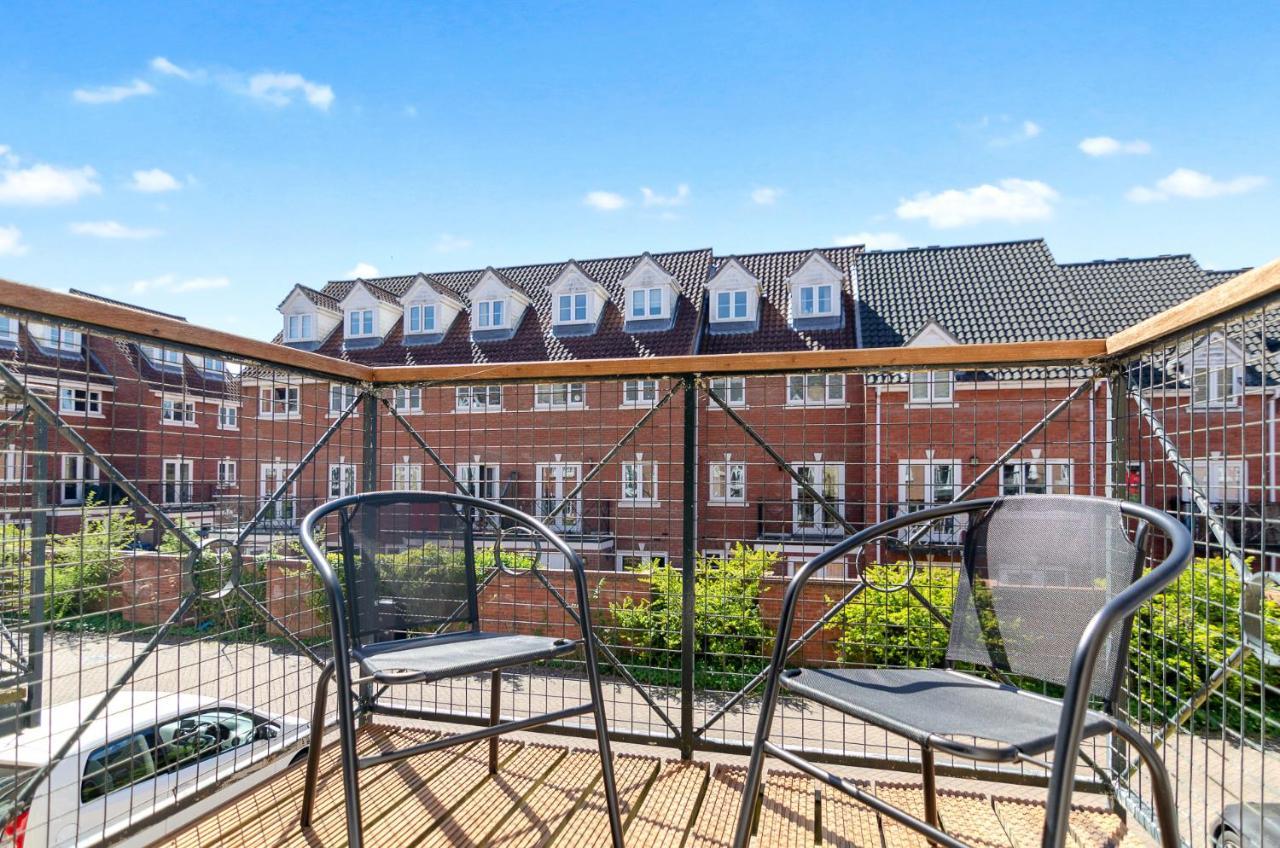 4Br Townhouse Wbalcony Free Parking Fast Wi-Fi Villa Norwich Exterior photo