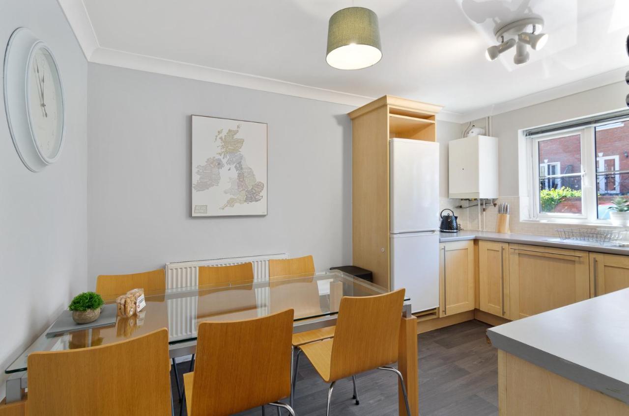4Br Townhouse Wbalcony Free Parking Fast Wi-Fi Villa Norwich Exterior photo