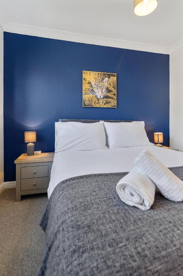 4Br Townhouse Wbalcony Free Parking Fast Wi-Fi Villa Norwich Exterior photo