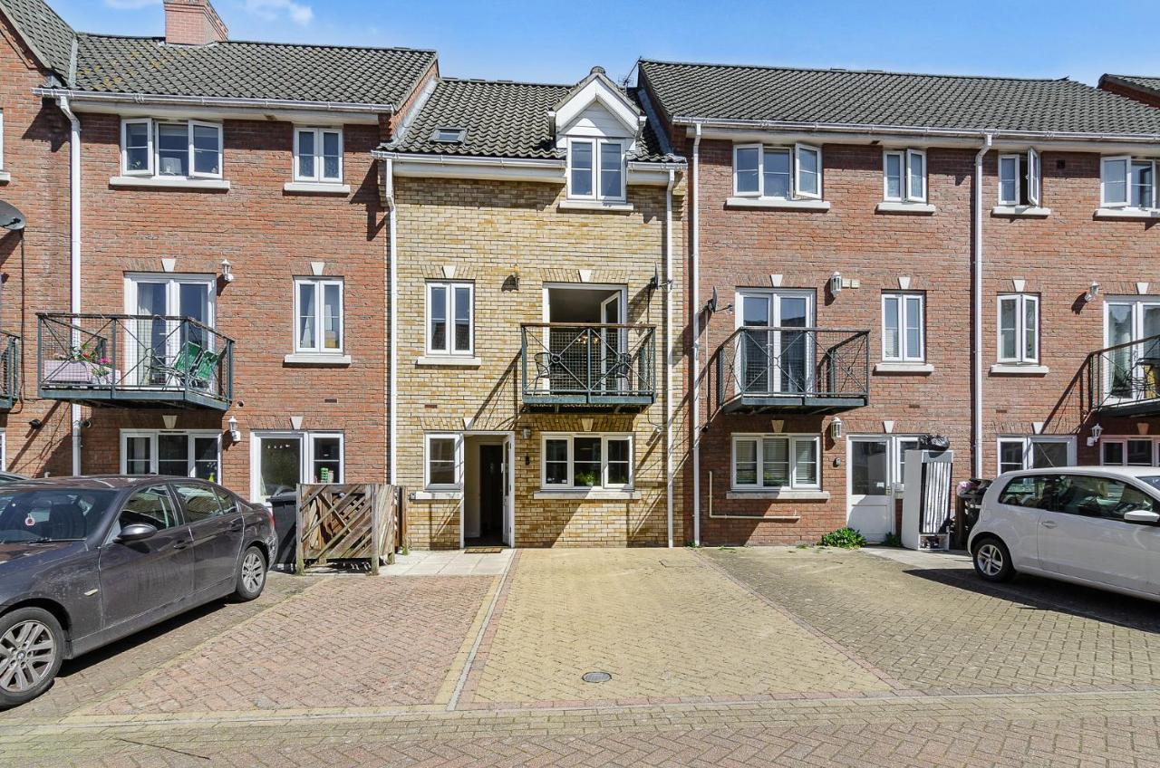 4Br Townhouse Wbalcony Free Parking Fast Wi-Fi Villa Norwich Exterior photo